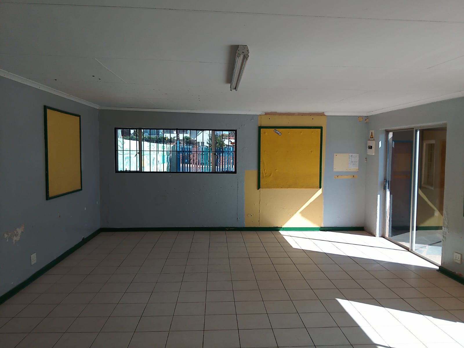 Property Ref No: 25918f.jpg