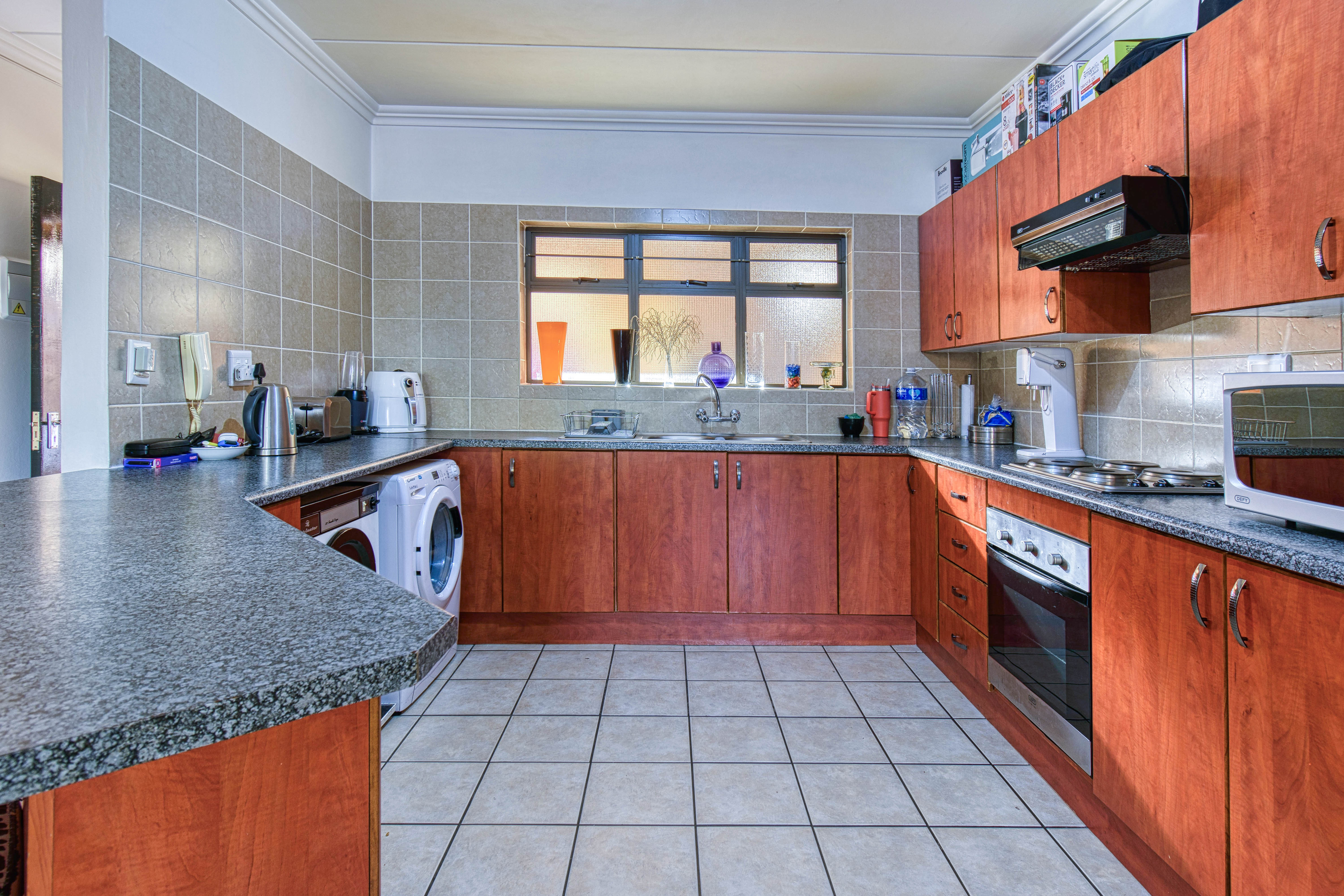 Property Ref No: 25945a.JPG