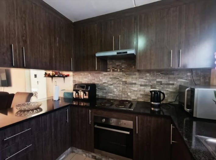 Property Ref No: 26085e.jpg