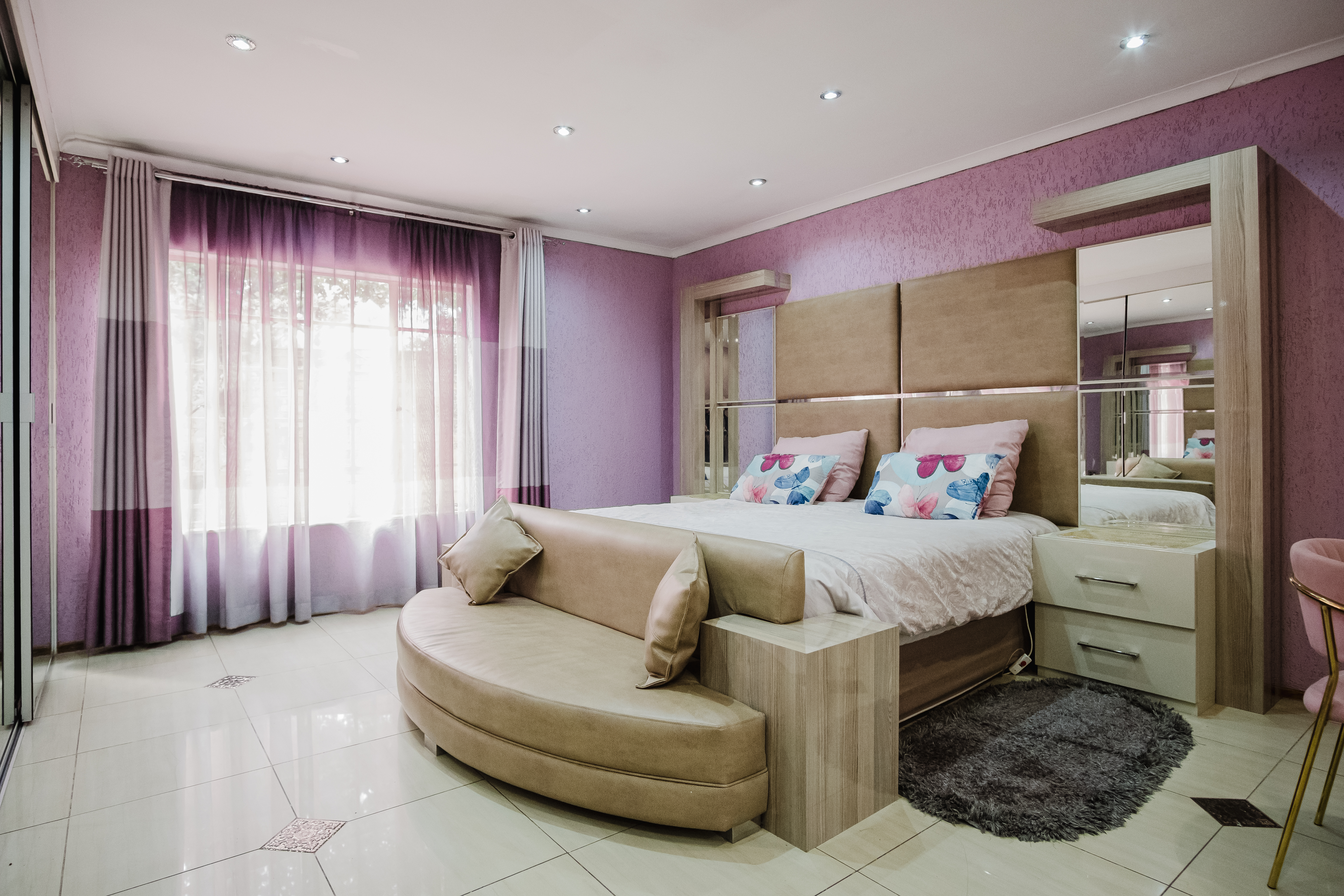 Property Ref No: 25936f.jpg