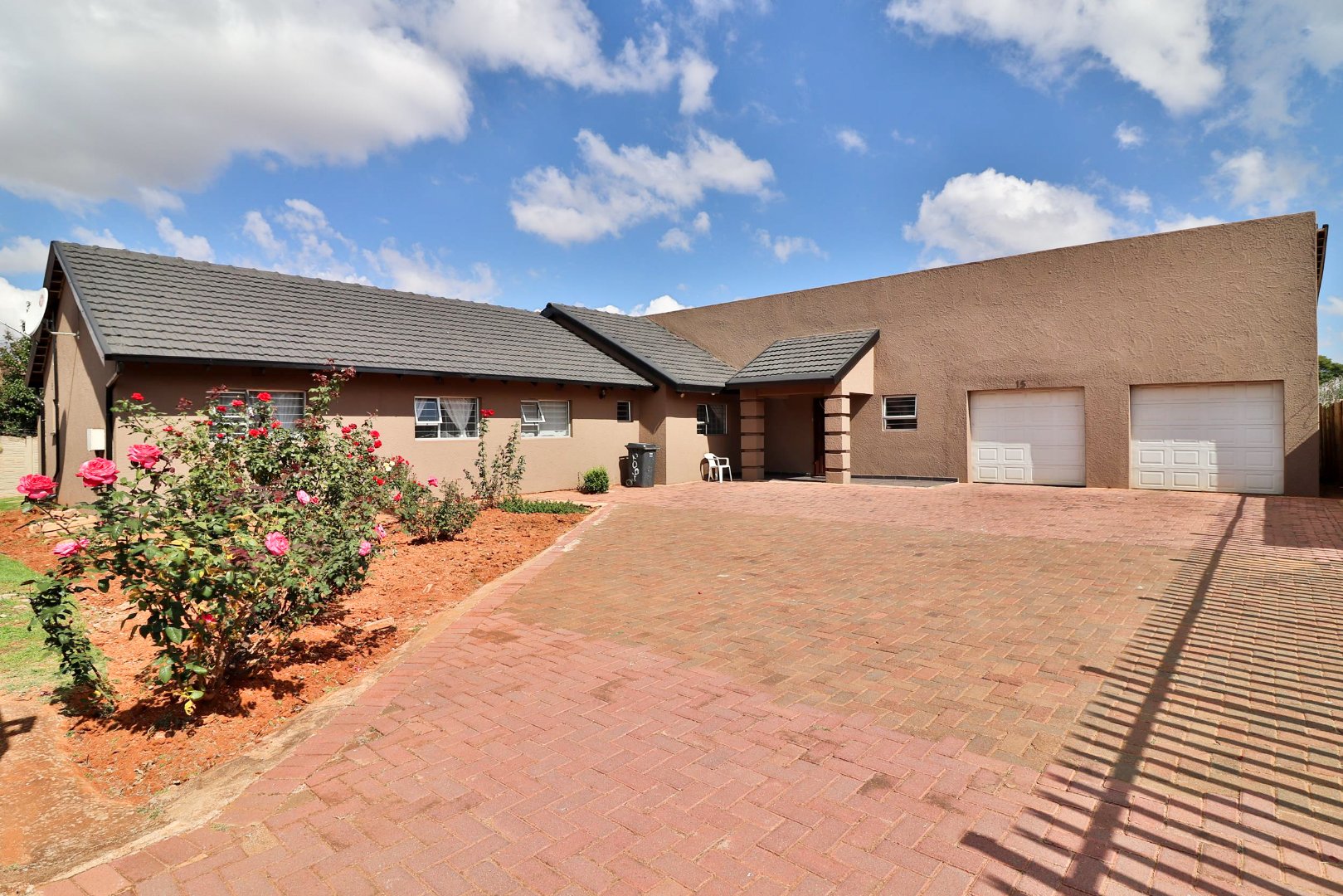 View Property Ref No: 15880