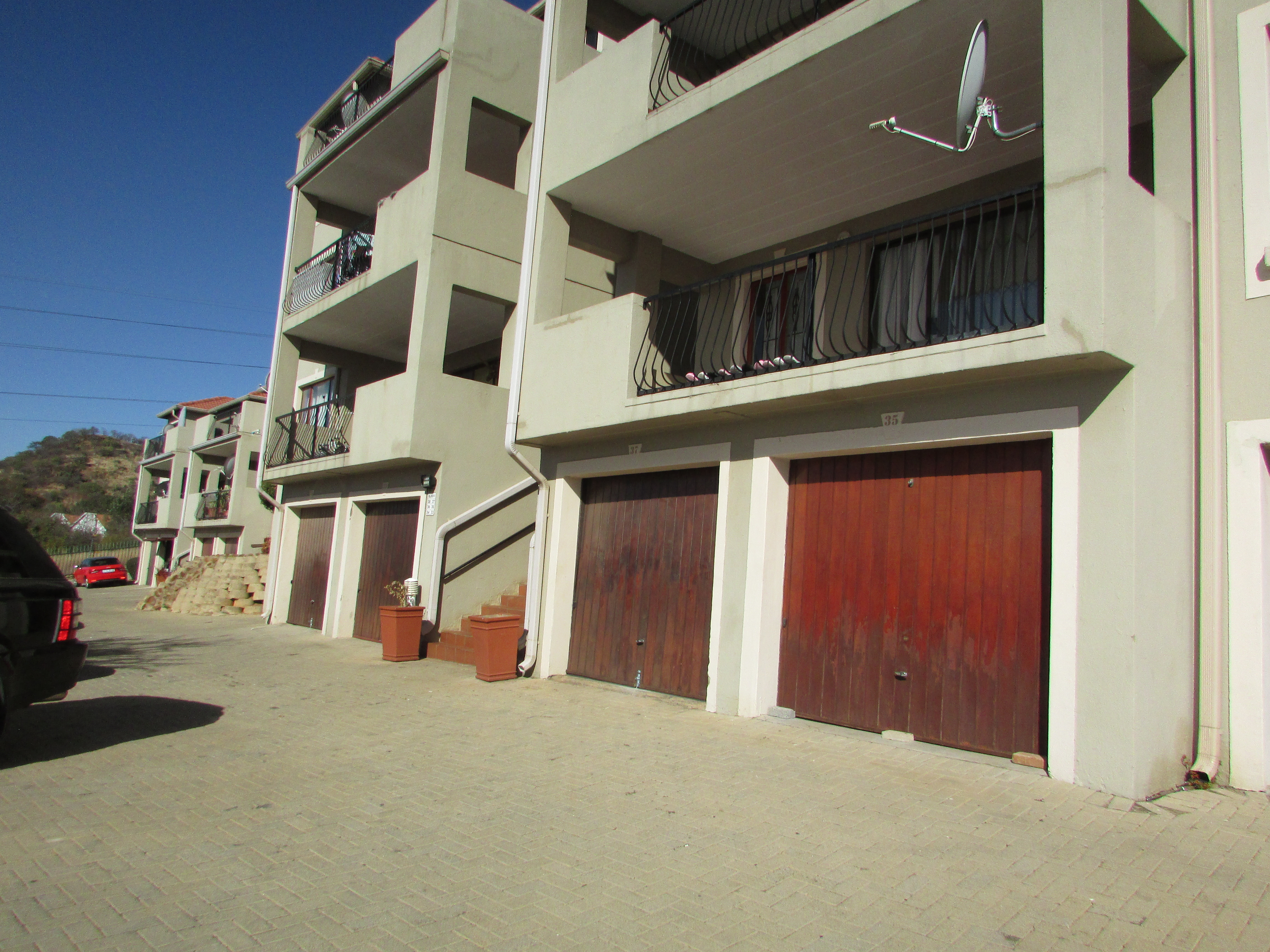 Property Ref No: 24809g.JPG