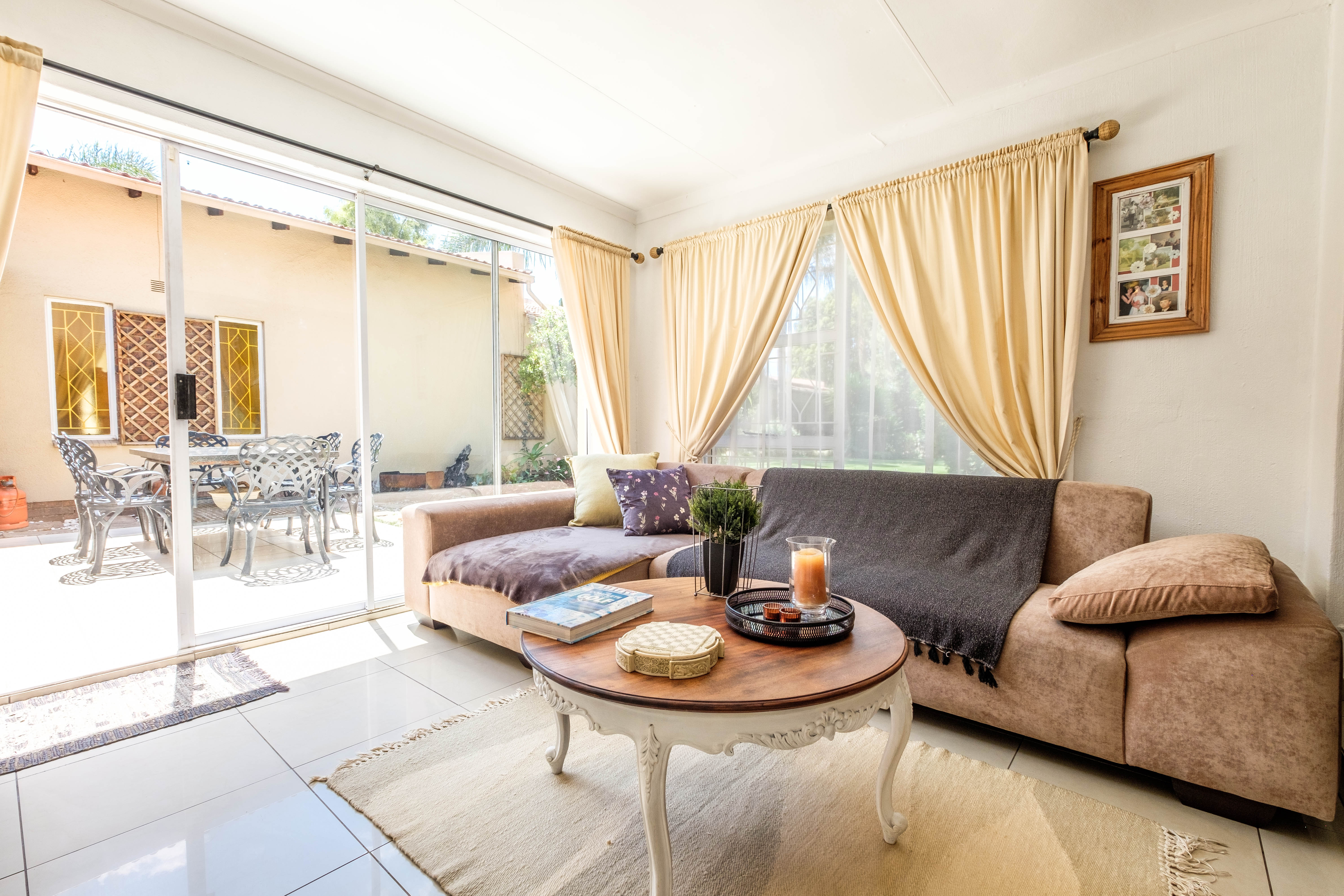 Property Ref No: 24898b.jpg