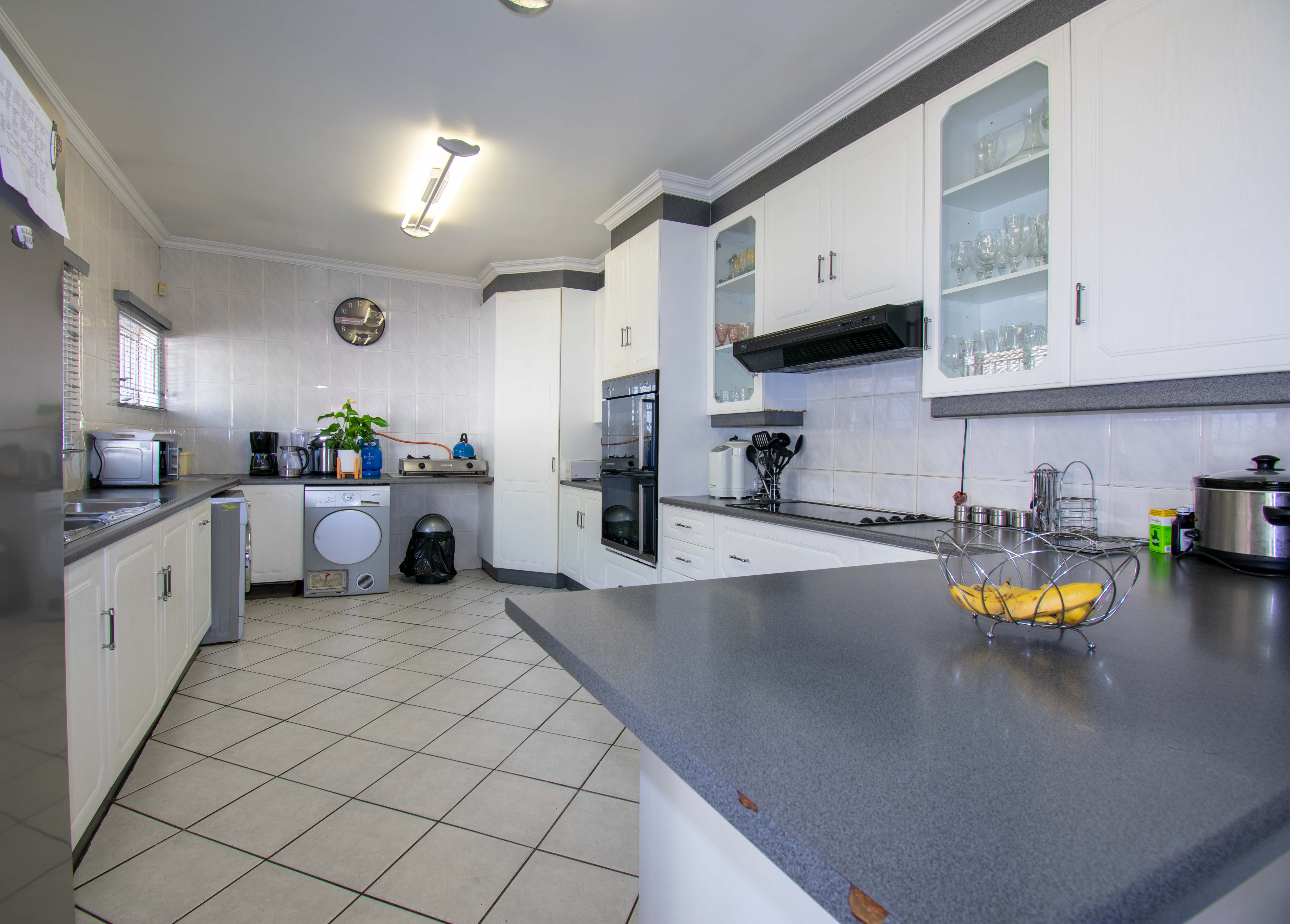 Property Ref No: 25052c.jpg
