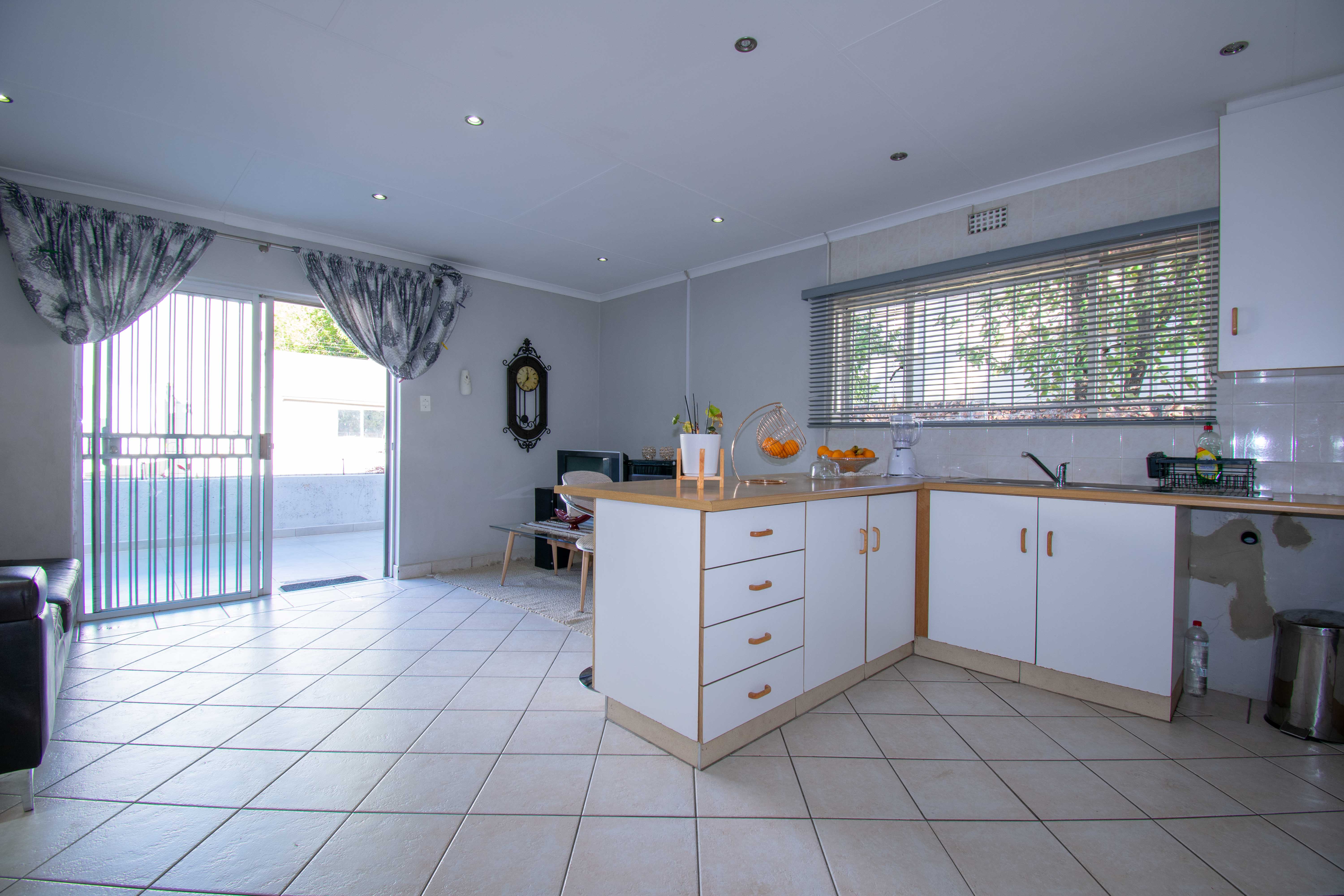 Property Ref No: 25052g.jpg
