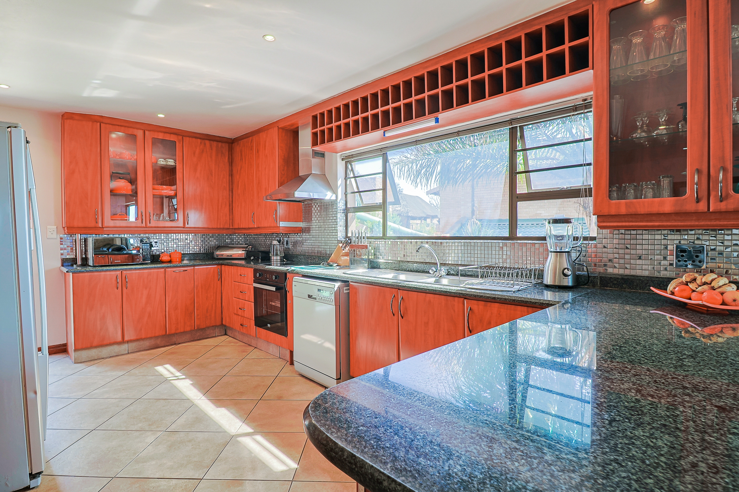 Property Ref No: 25056b.jpg