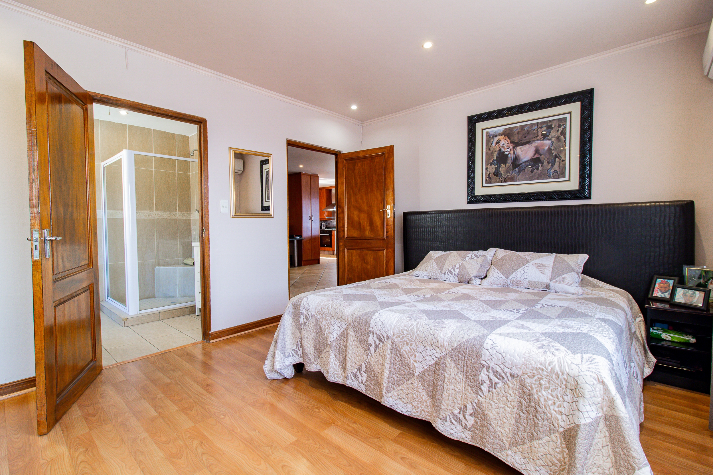 Property Ref No: 25056d.jpg