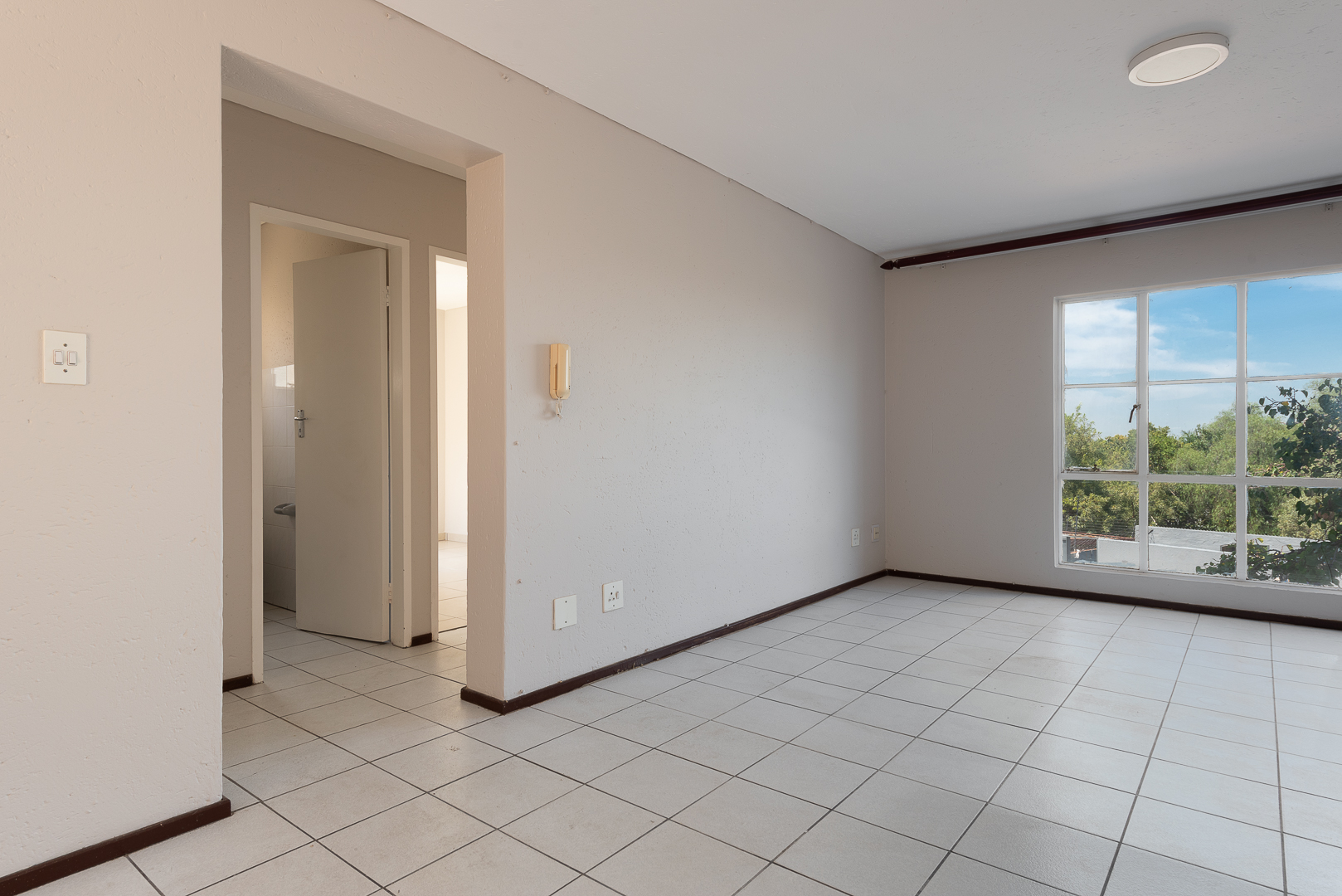 Property Ref No: 25115d.jpg