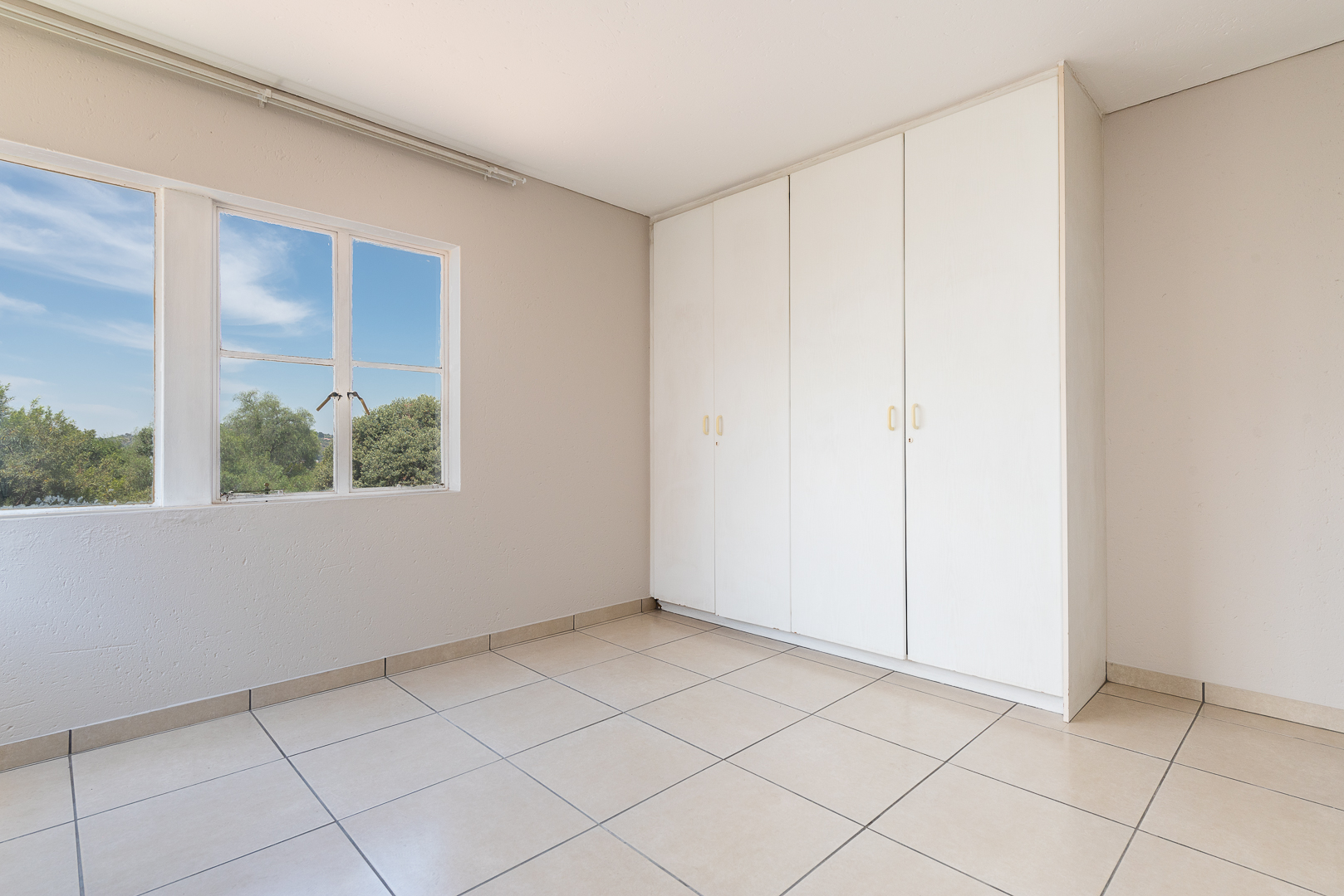 Property Ref No: 25115e.jpg