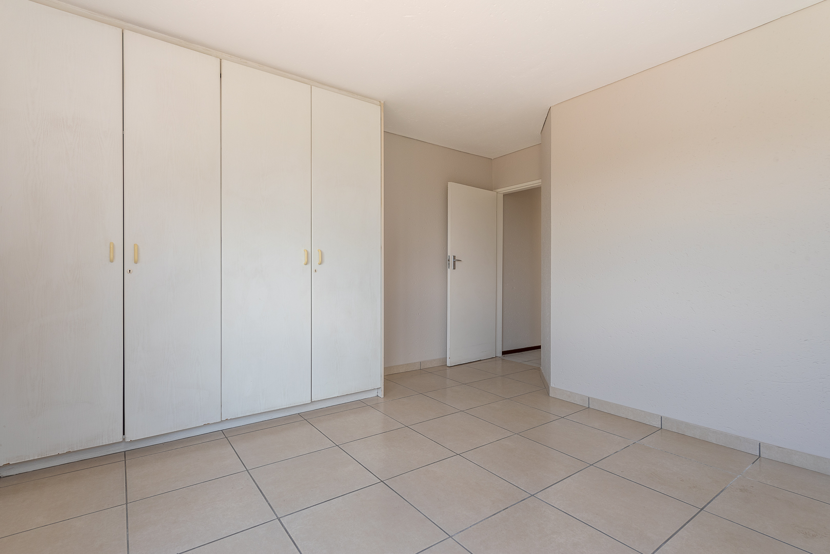 Property Ref No: 25115f.jpg