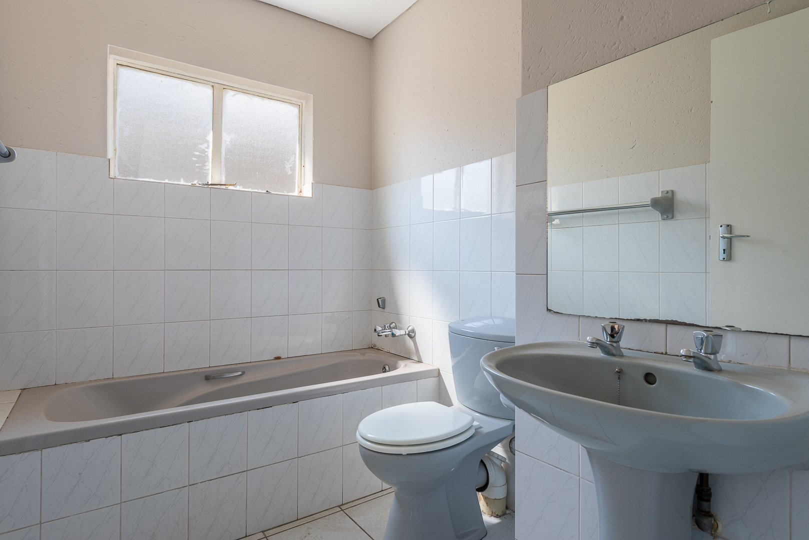 Property Ref No: 25115h.jpg