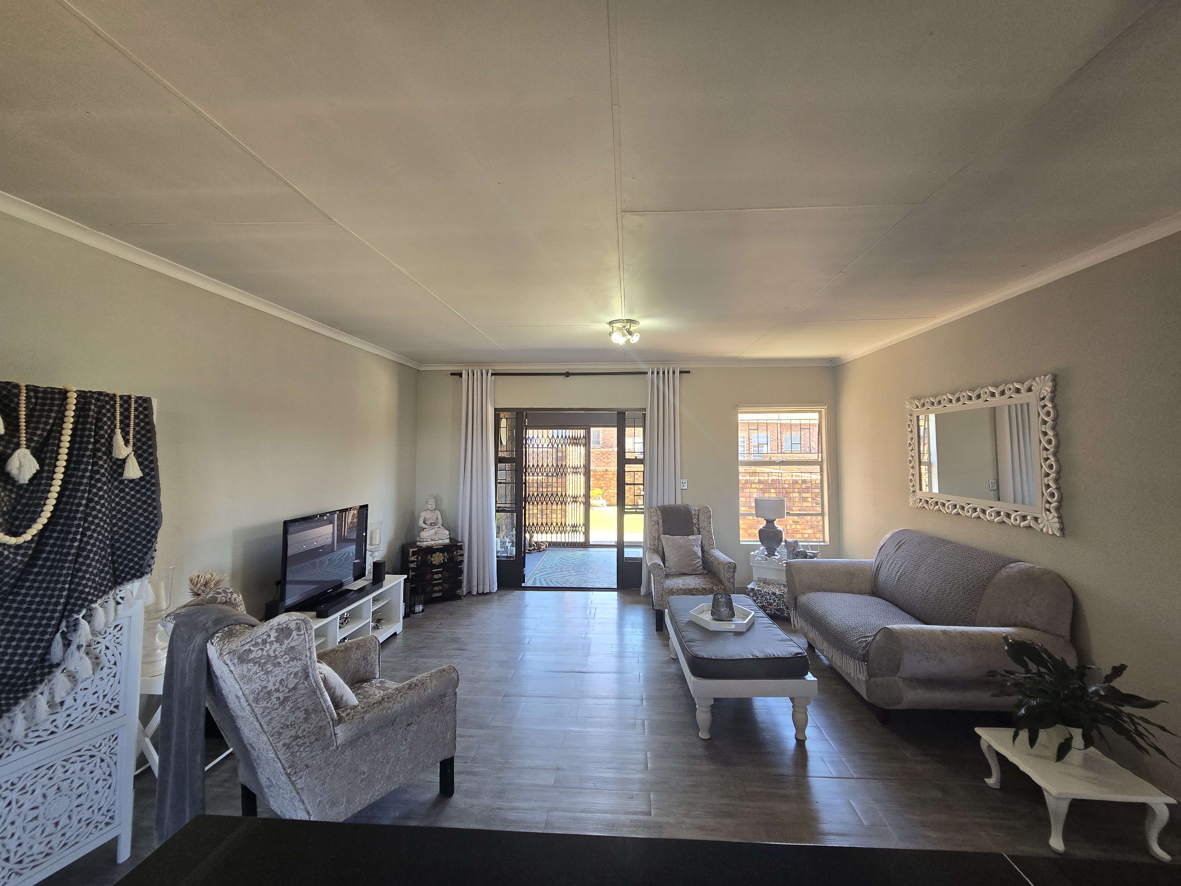 Property Ref No: 25140a.jpg