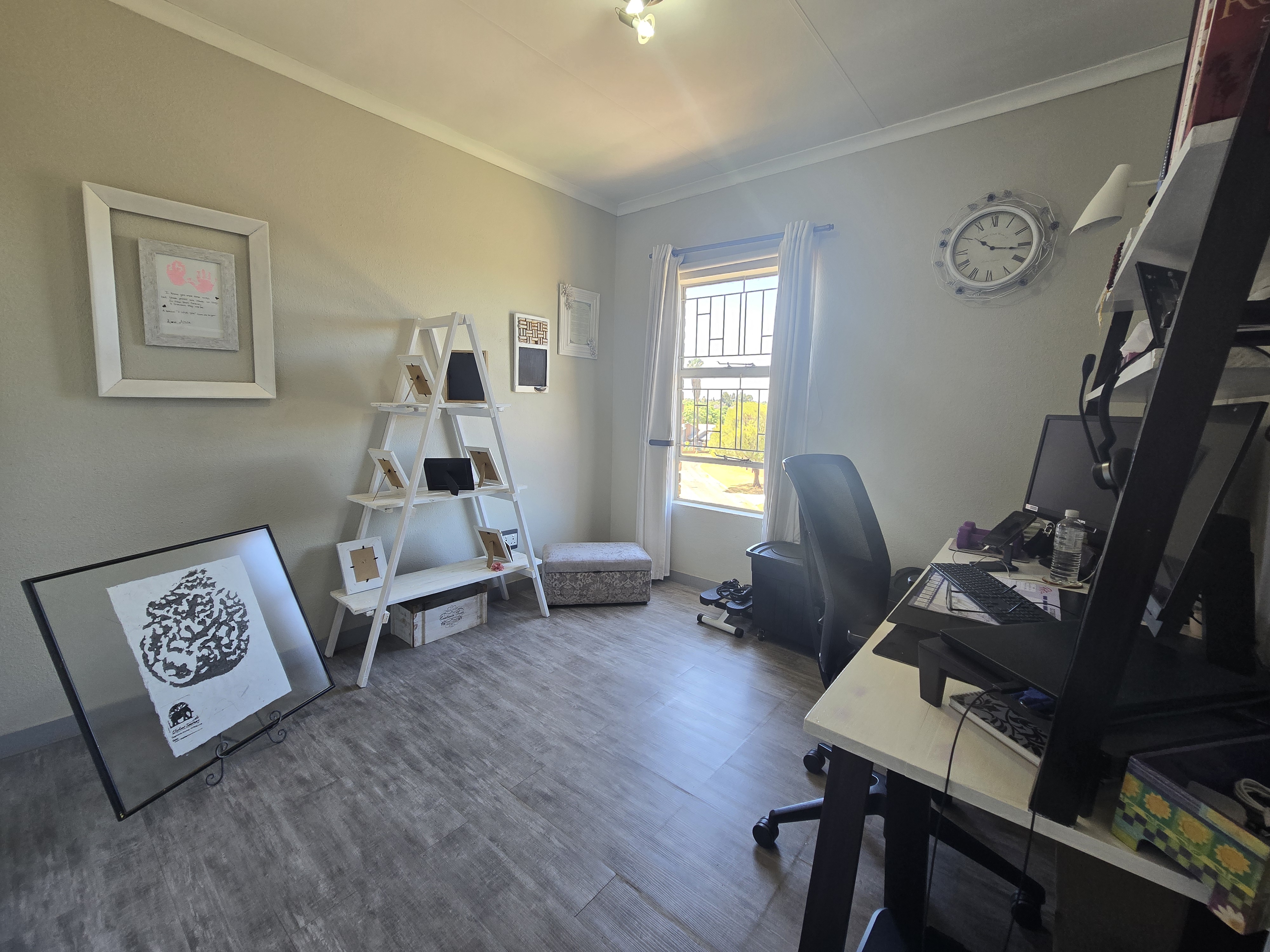 Property Ref No: 25140f.jpg