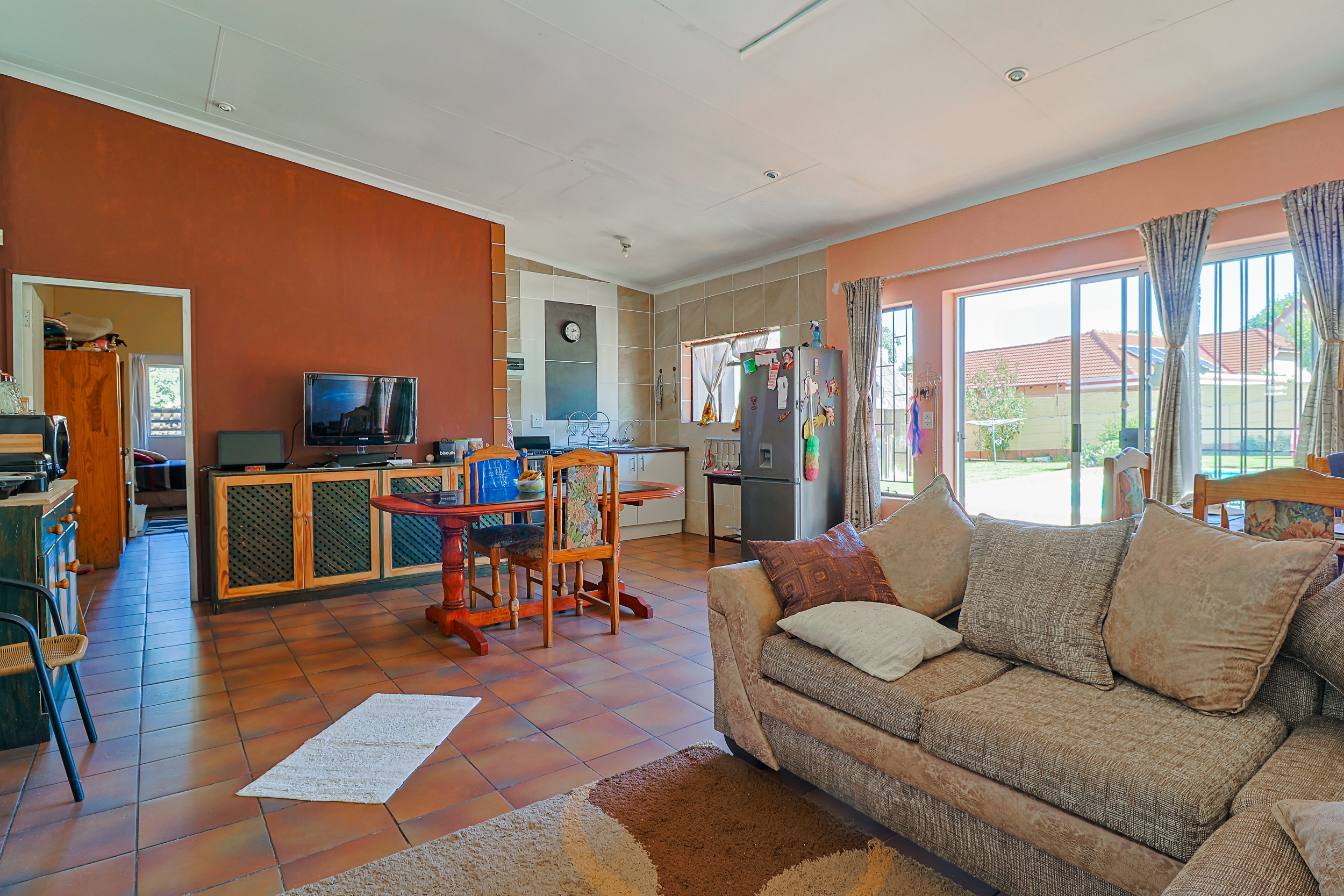 Property Ref No: 25153a.jpg