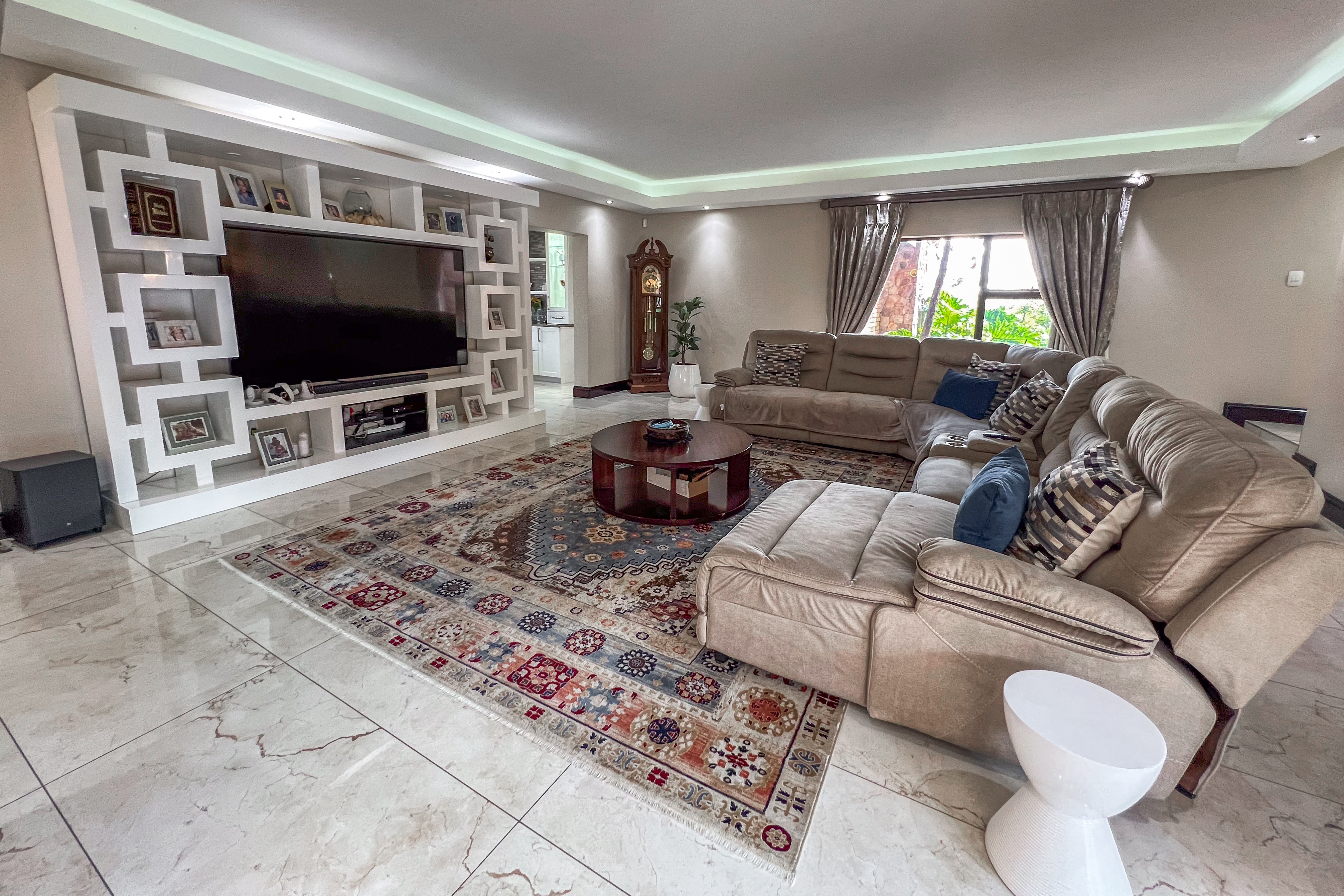 Property Ref No: 25165c.jpg