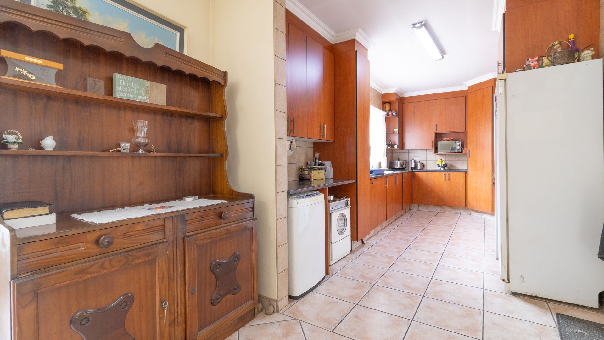 Property Ref No: 25206c.jpg