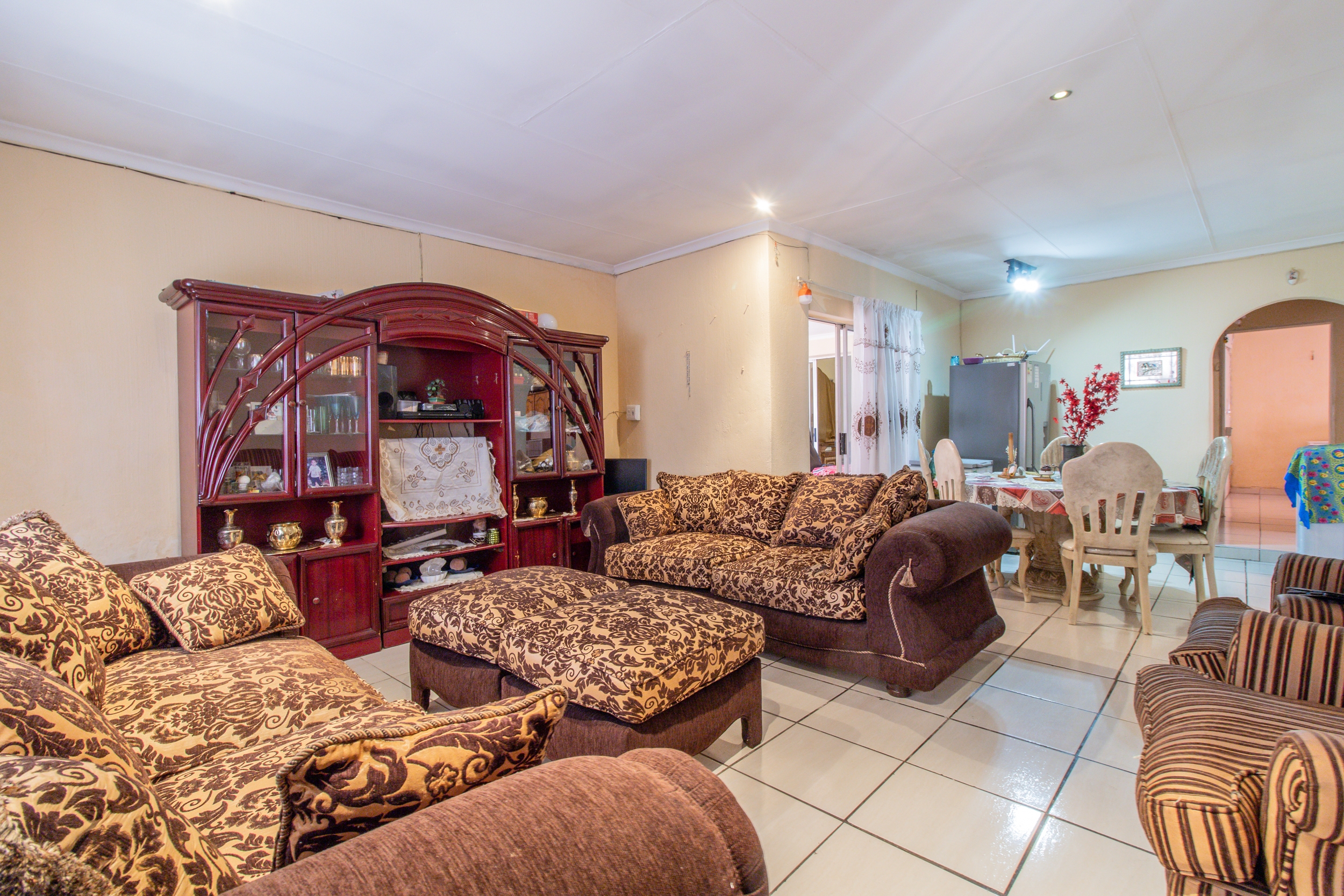 Property Ref No: 25225a.jpg