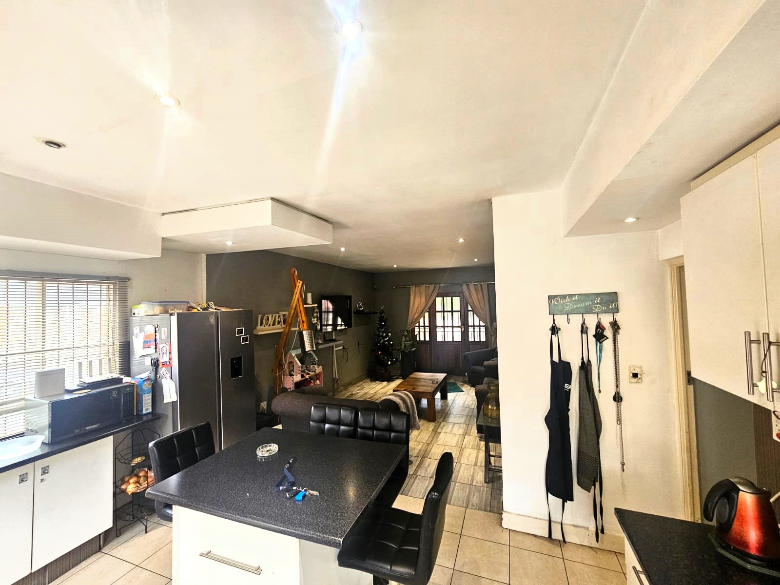 Property Ref No: 25303a.jpg