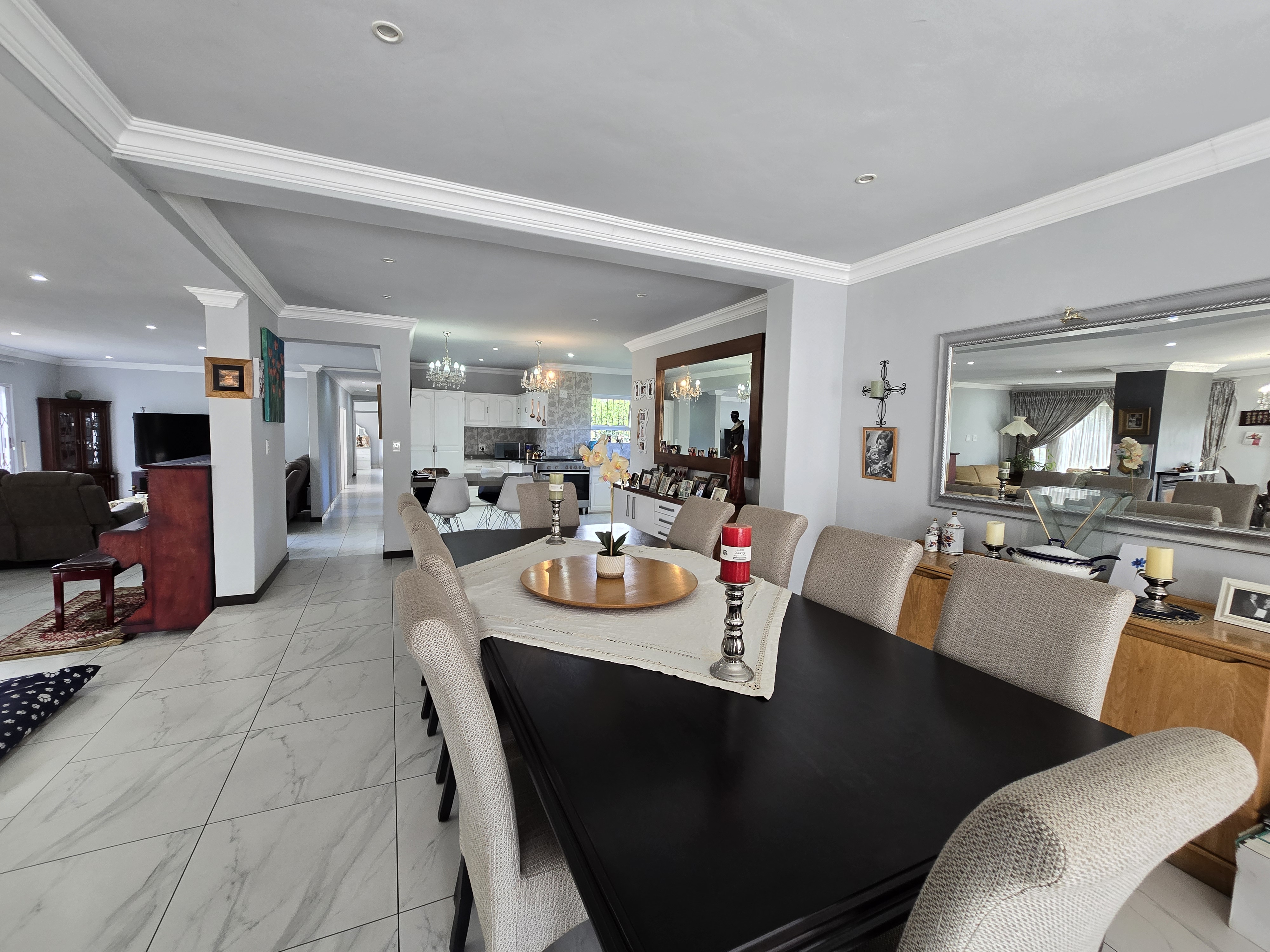 Property Ref No: 25317b.jpg