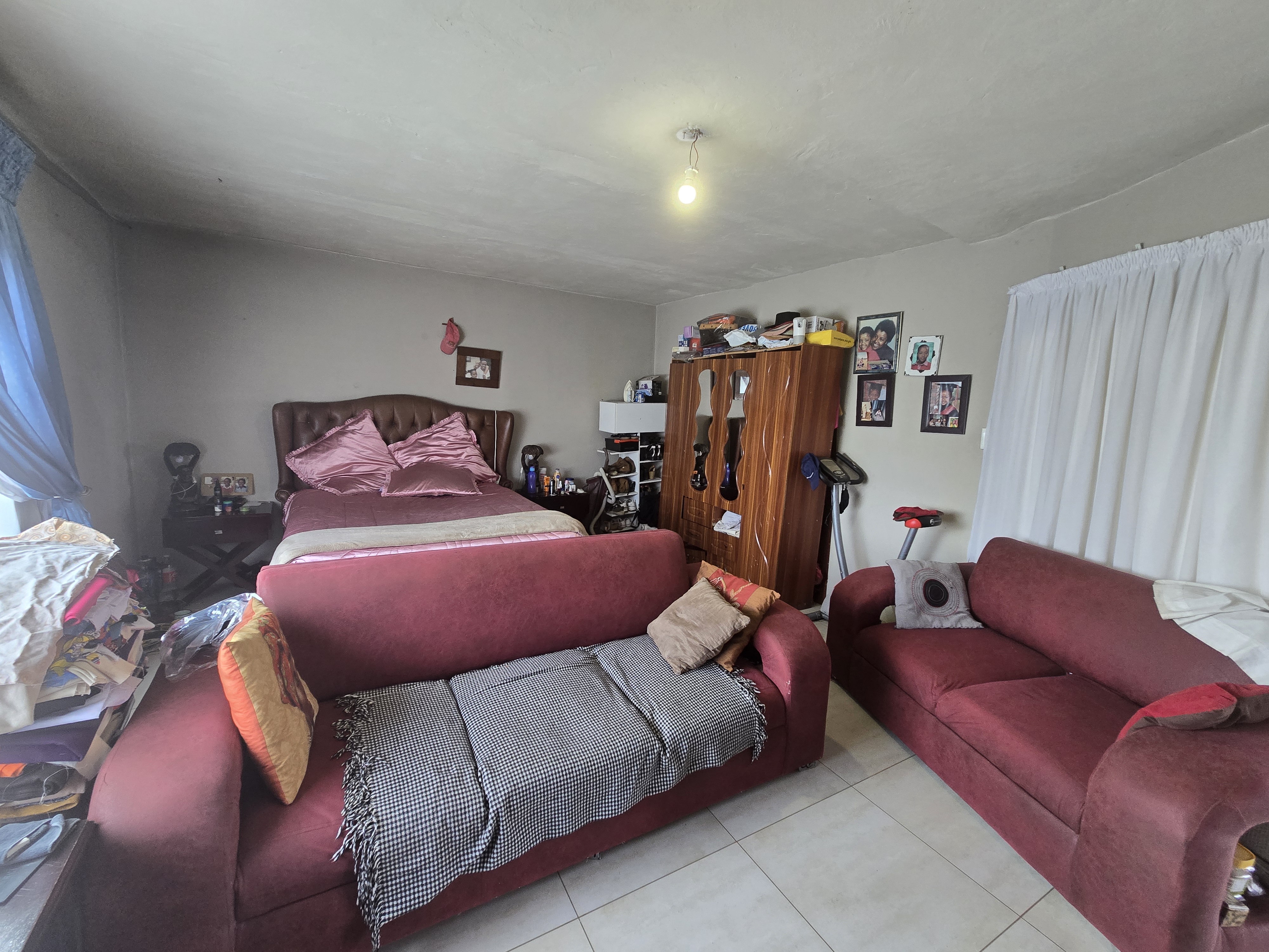 Property Ref No: 25332c.jpg
