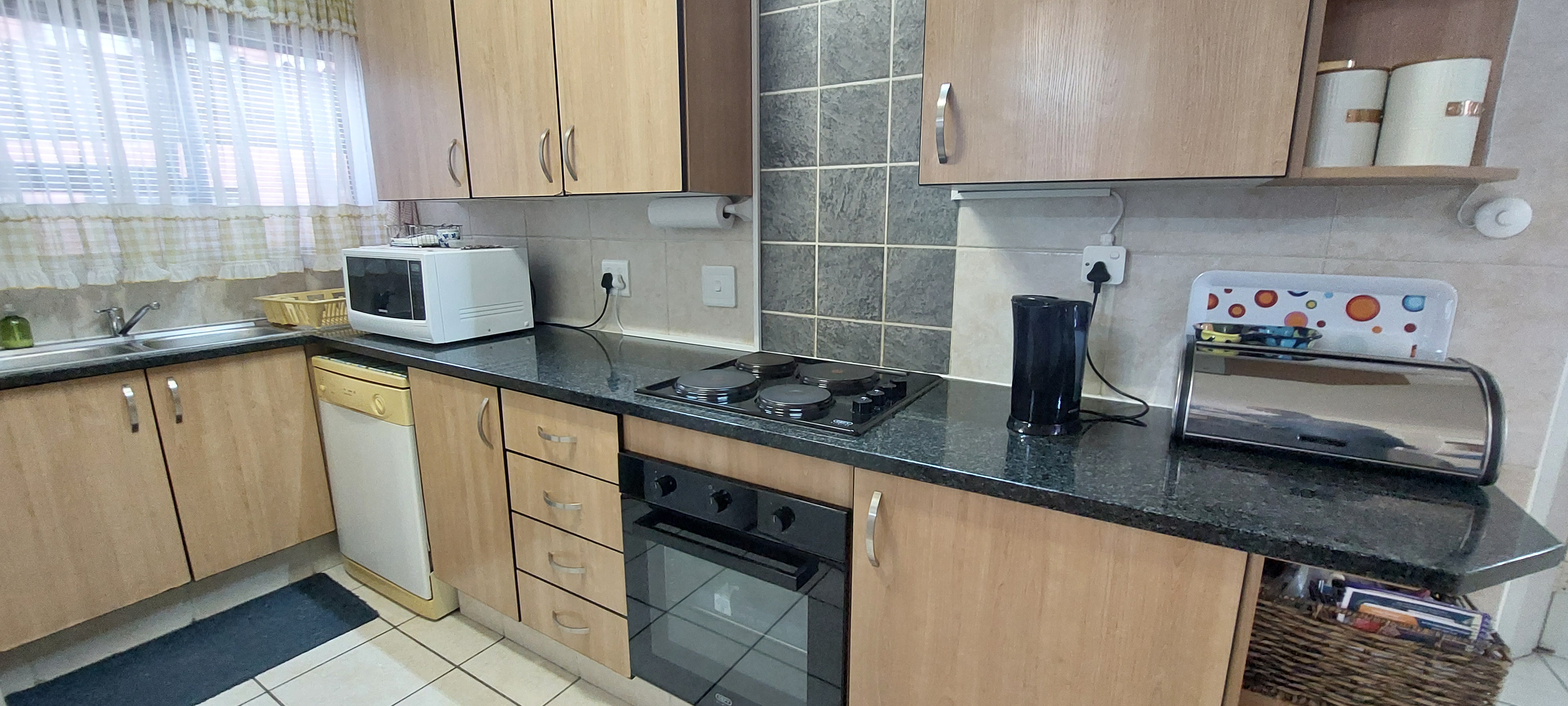 Property Ref No: 25374a.jpg