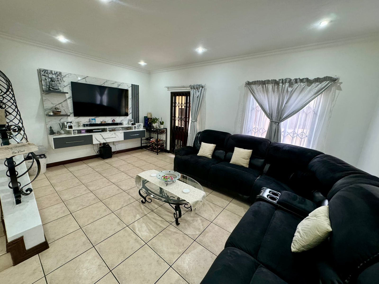Property Ref No: 25443d.jpg