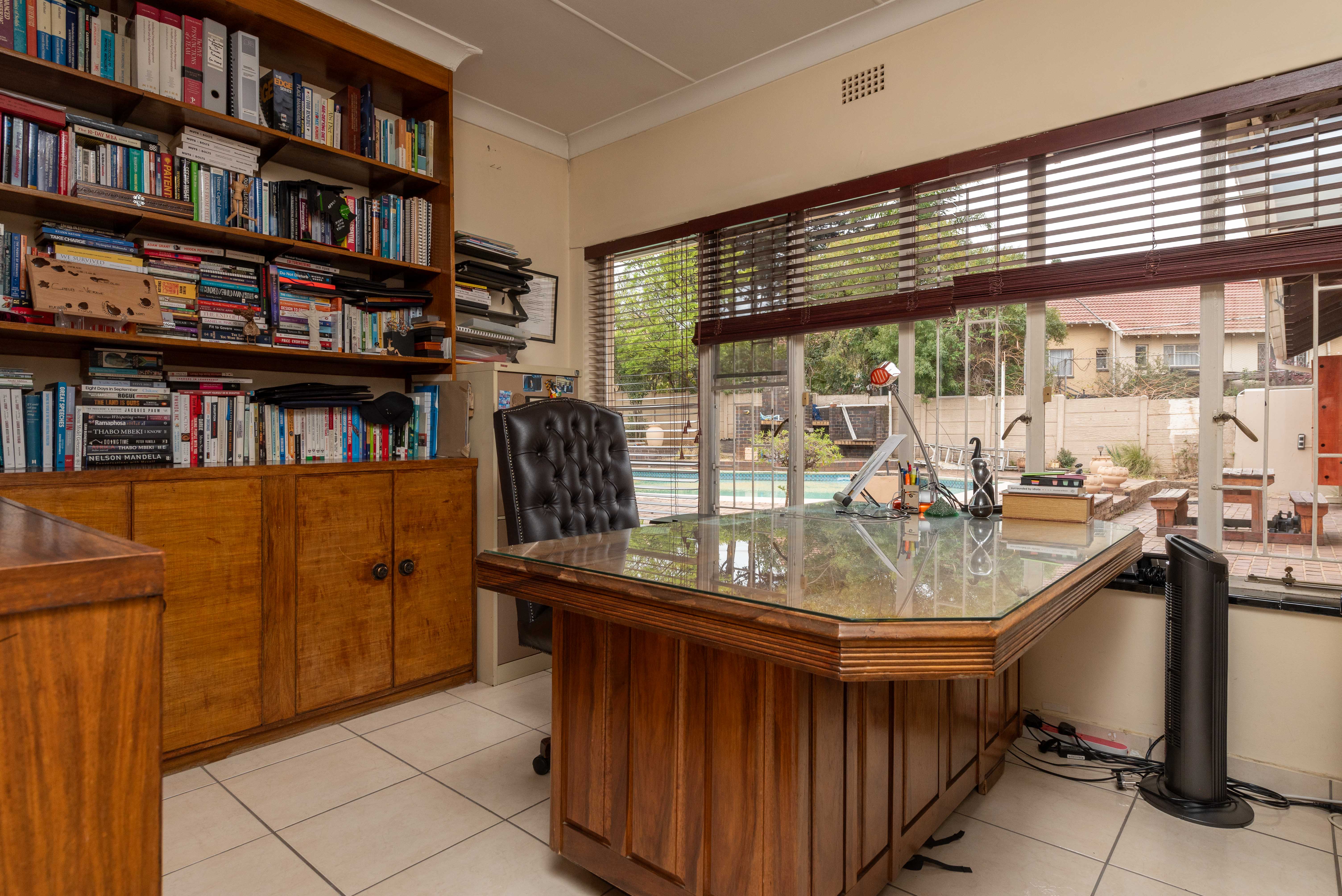 Property Ref No: 25486f.jpg