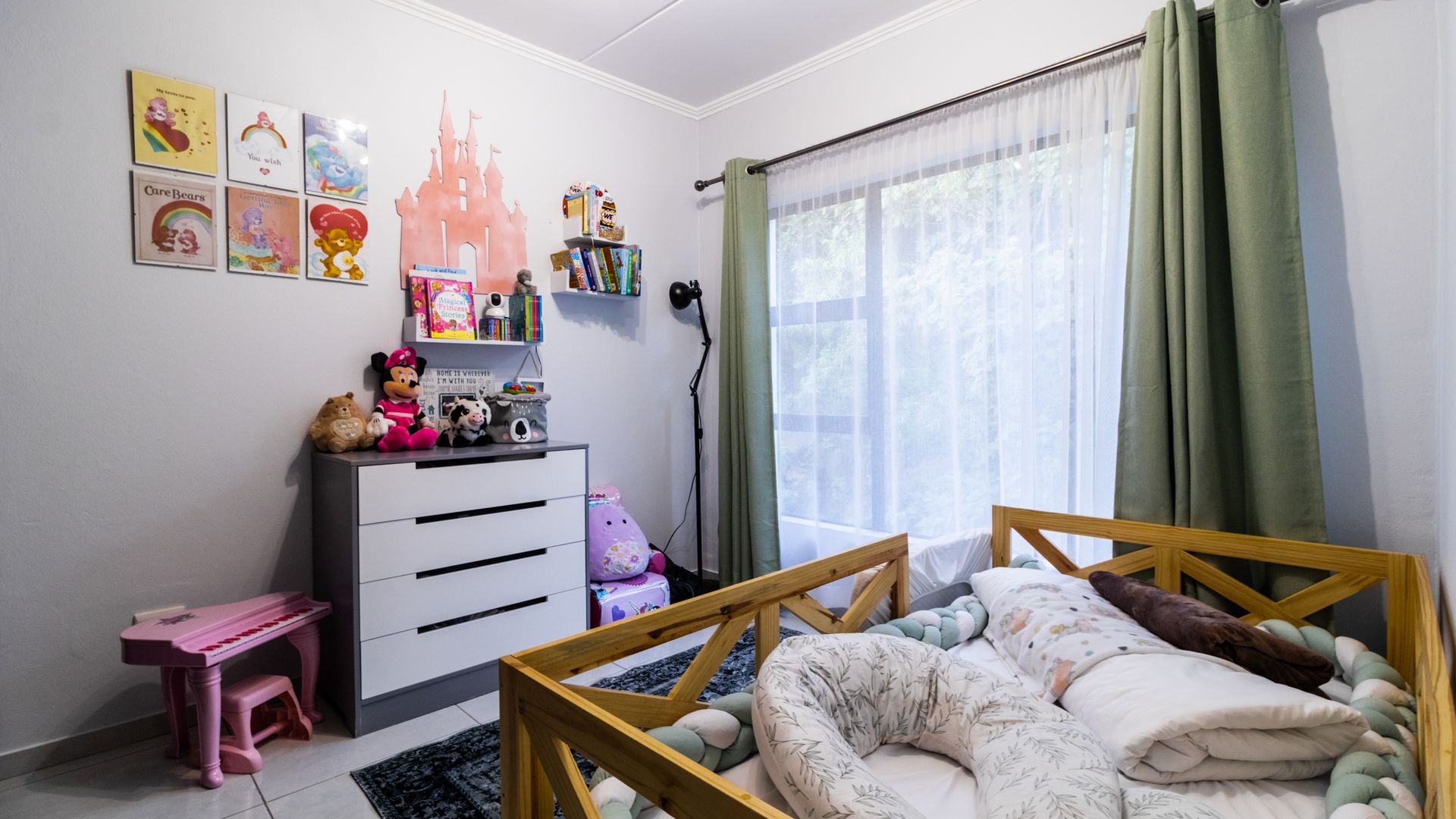 Property Ref No: 25503e.jpg