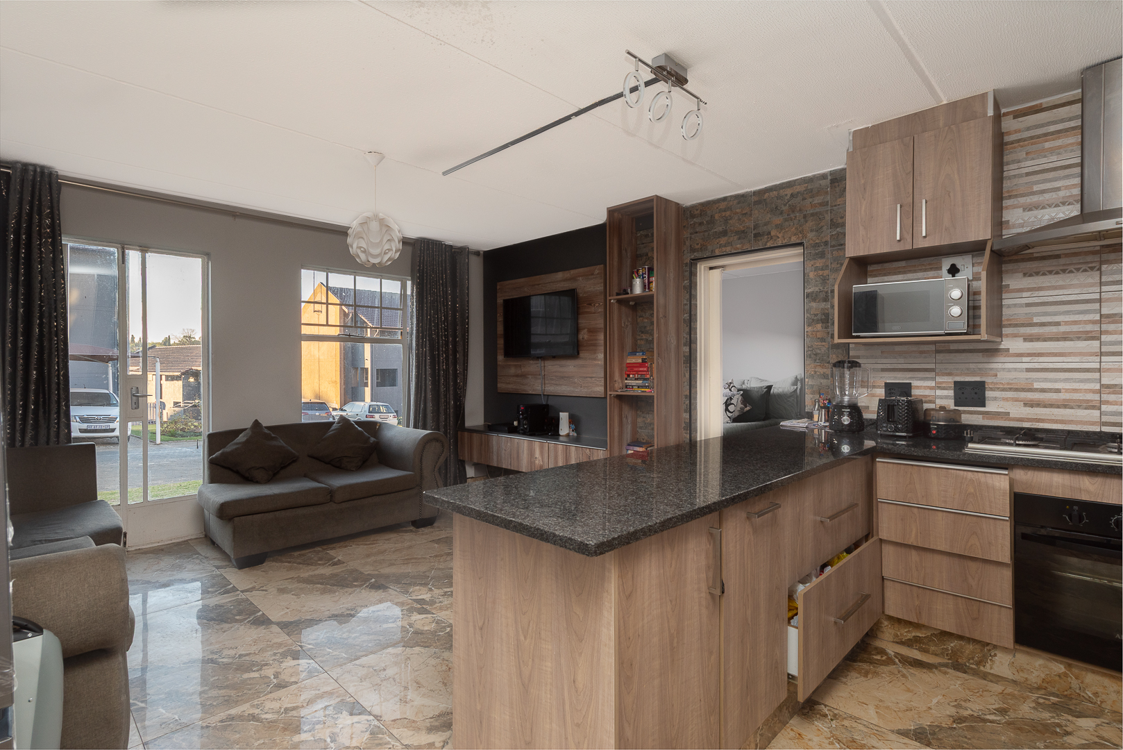 Property Ref No: 25533a.jpg