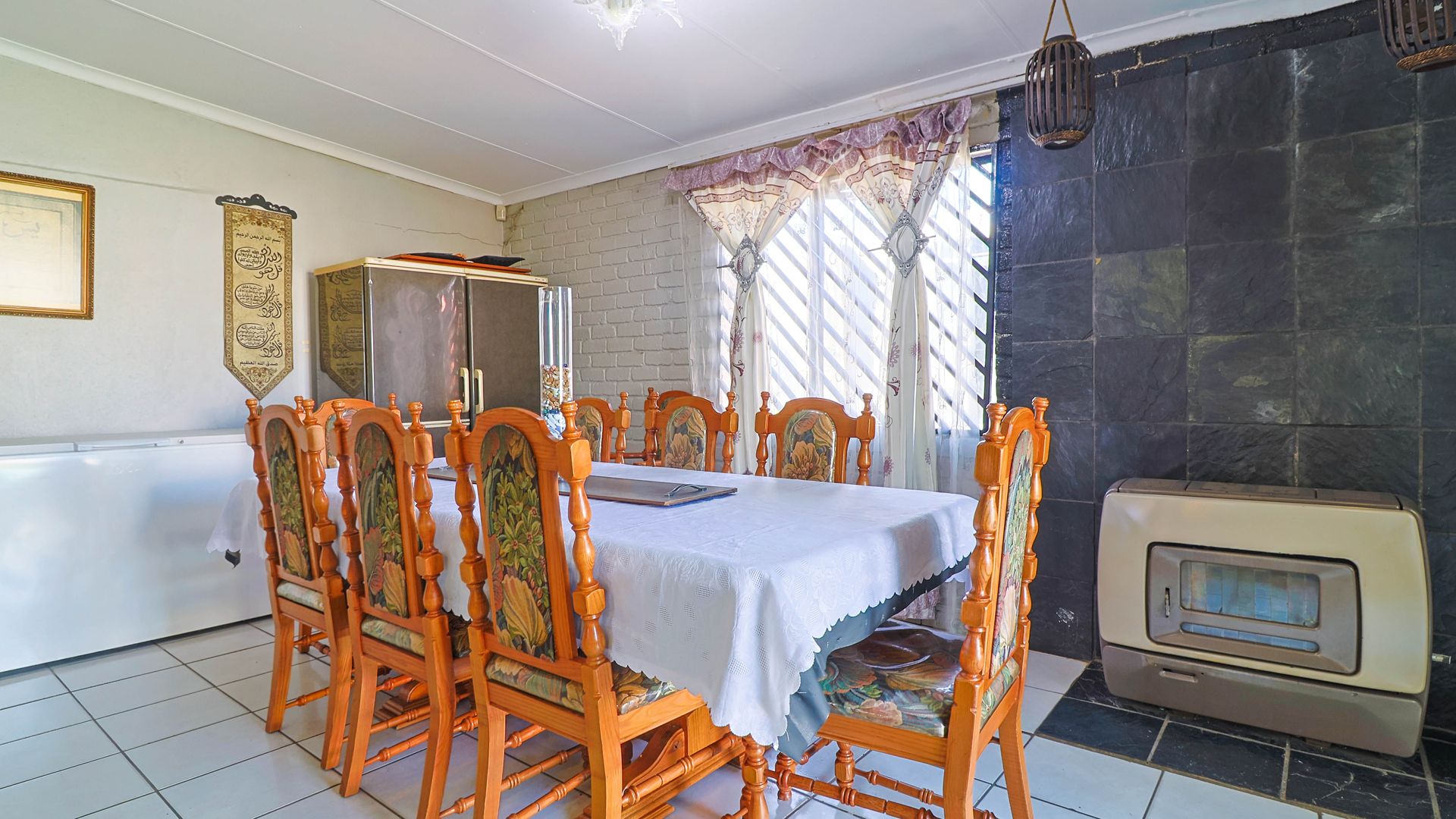 Property Ref No: 25540b.jpg