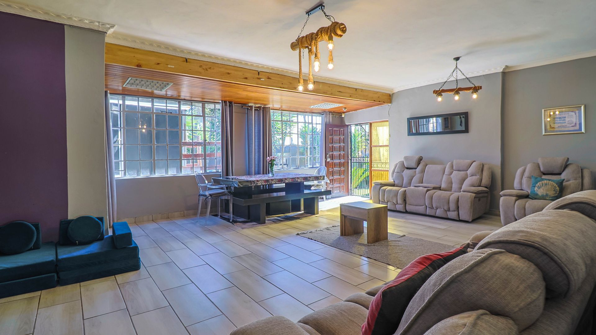 Property Ref No: 25542b.jpg
