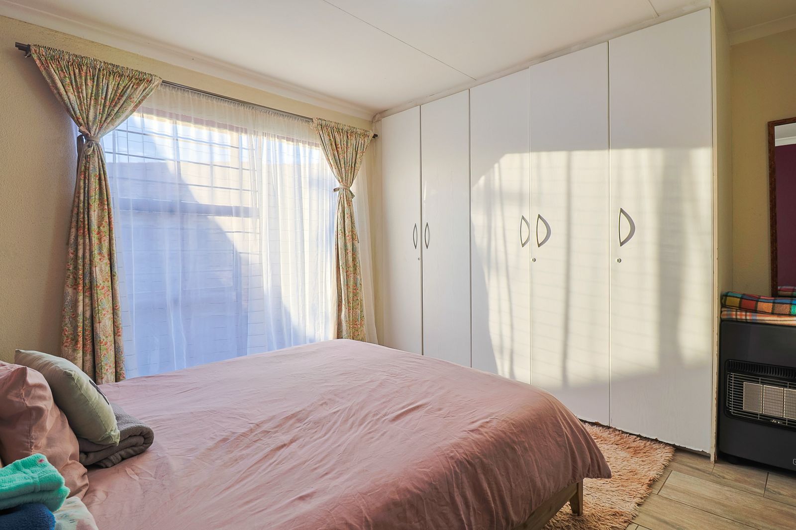 Property Ref No: 25548d.jpg