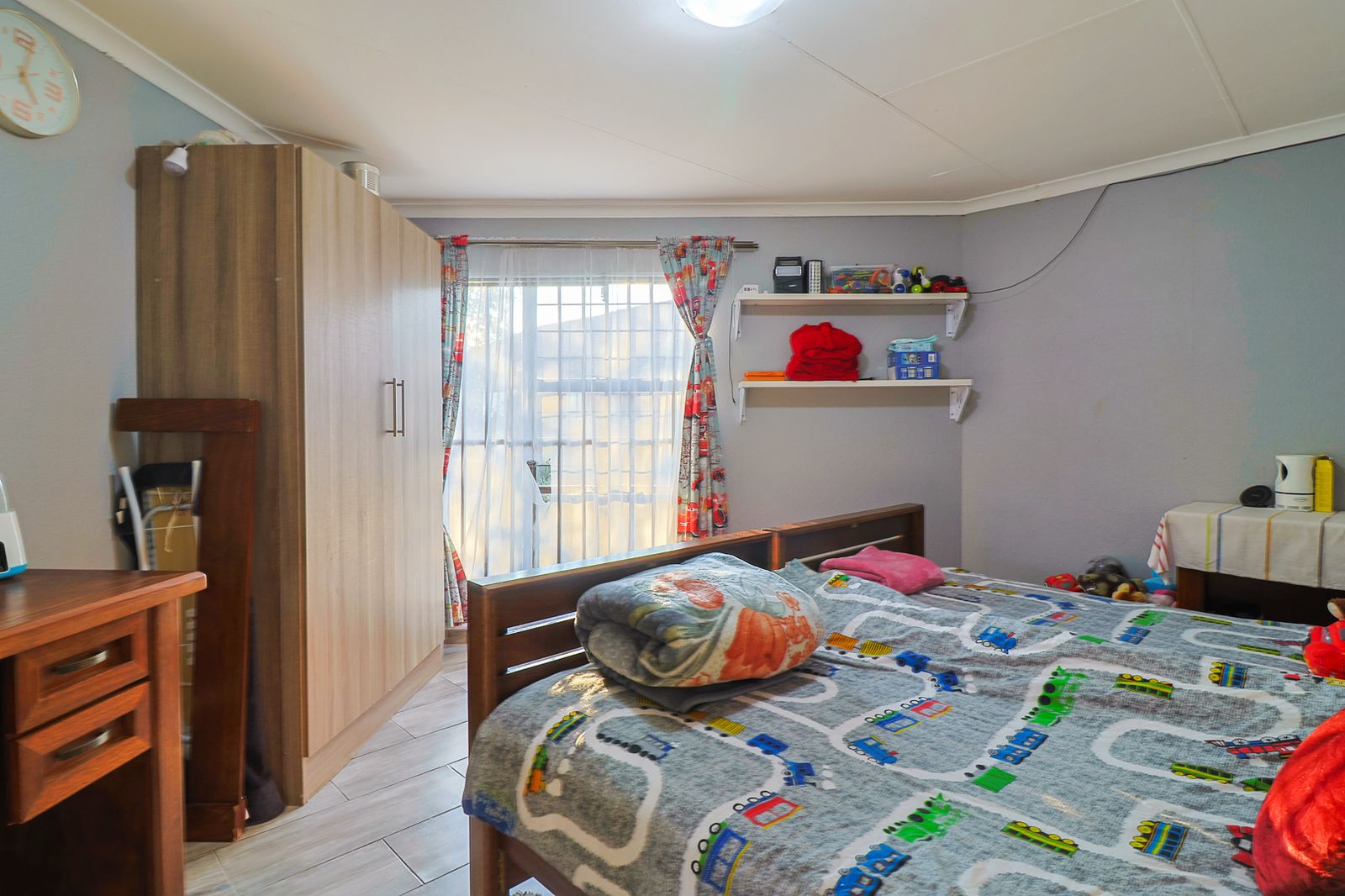 Property Ref No: 25548i.jpg