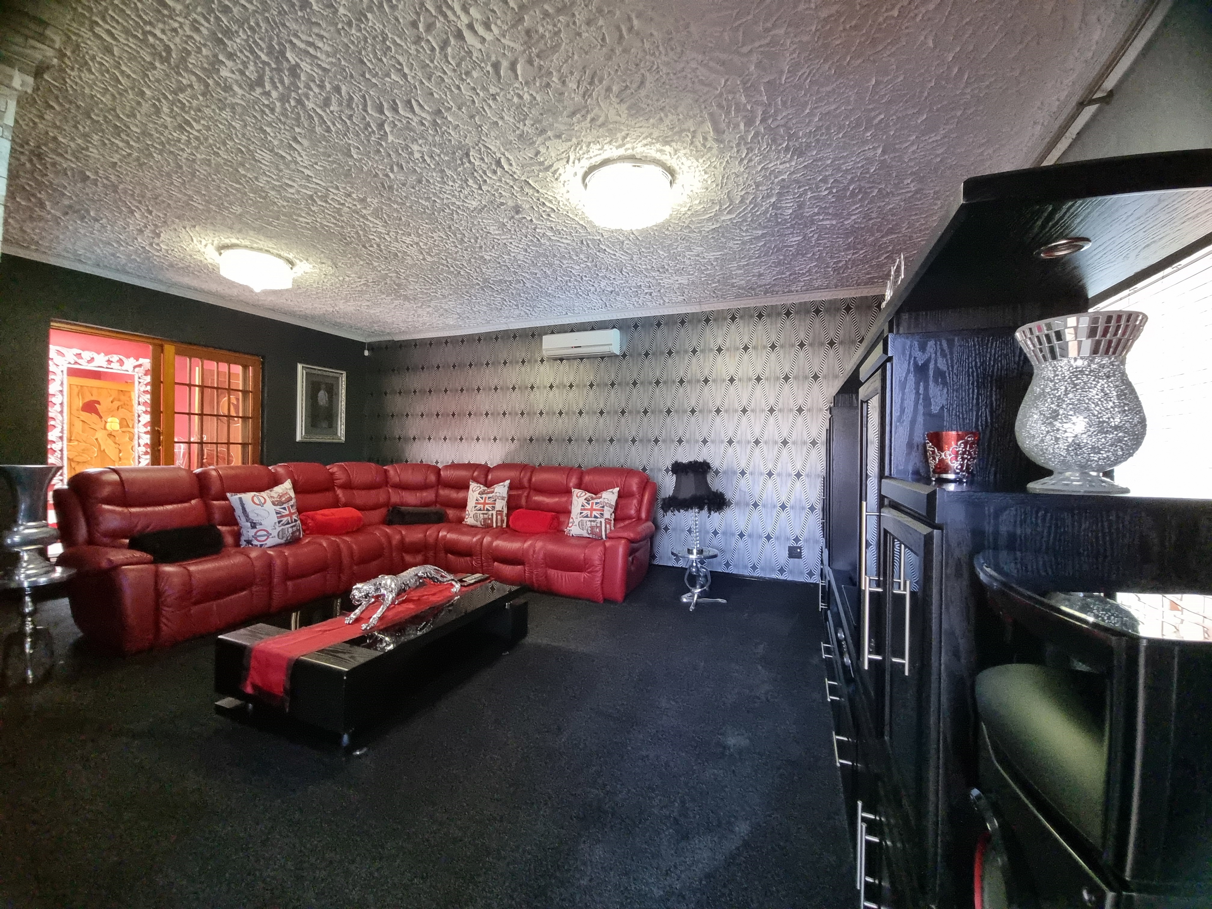 Property Ref No: 25549b.jpg