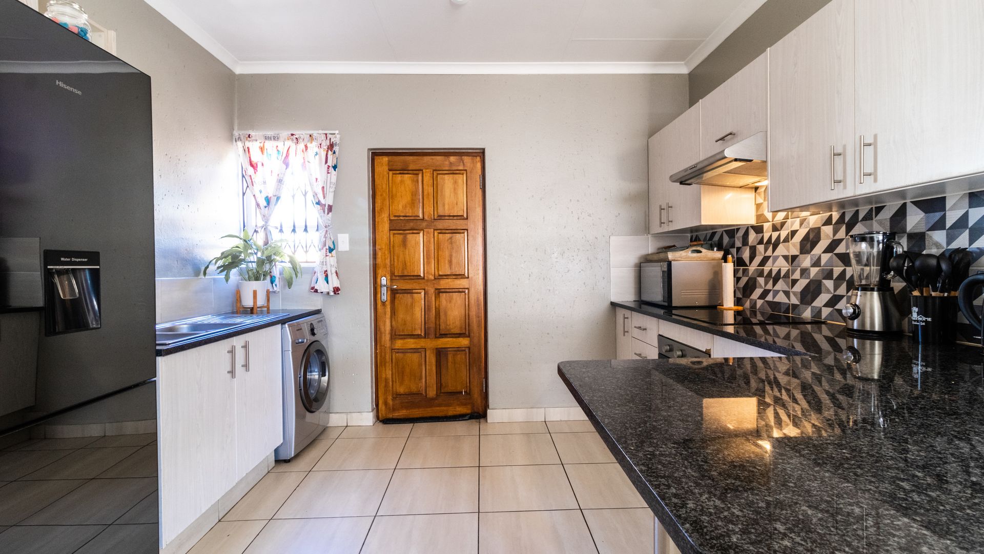 Property Ref No: 25558c.jpg