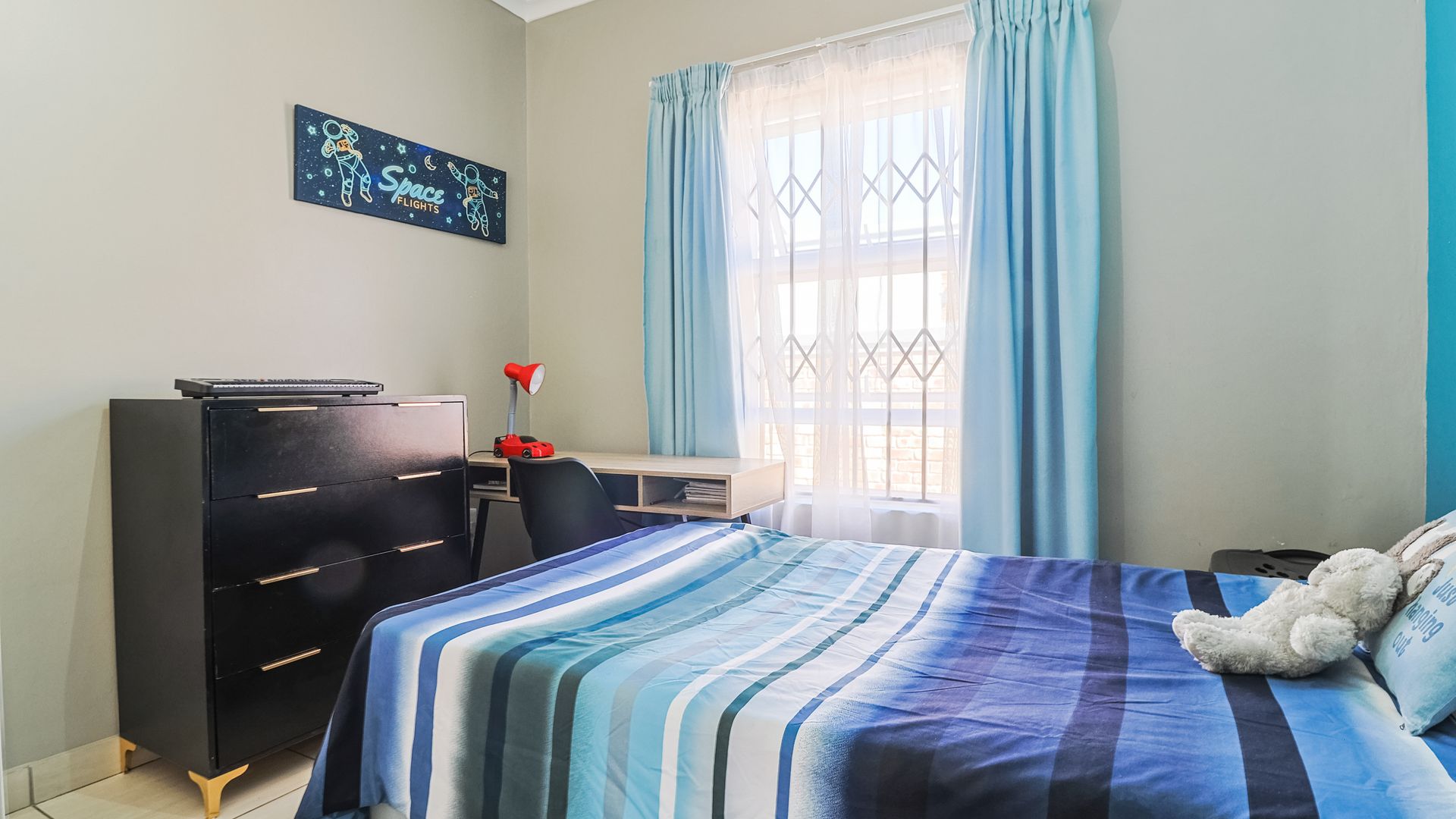 Property Ref No: 25558f.jpg