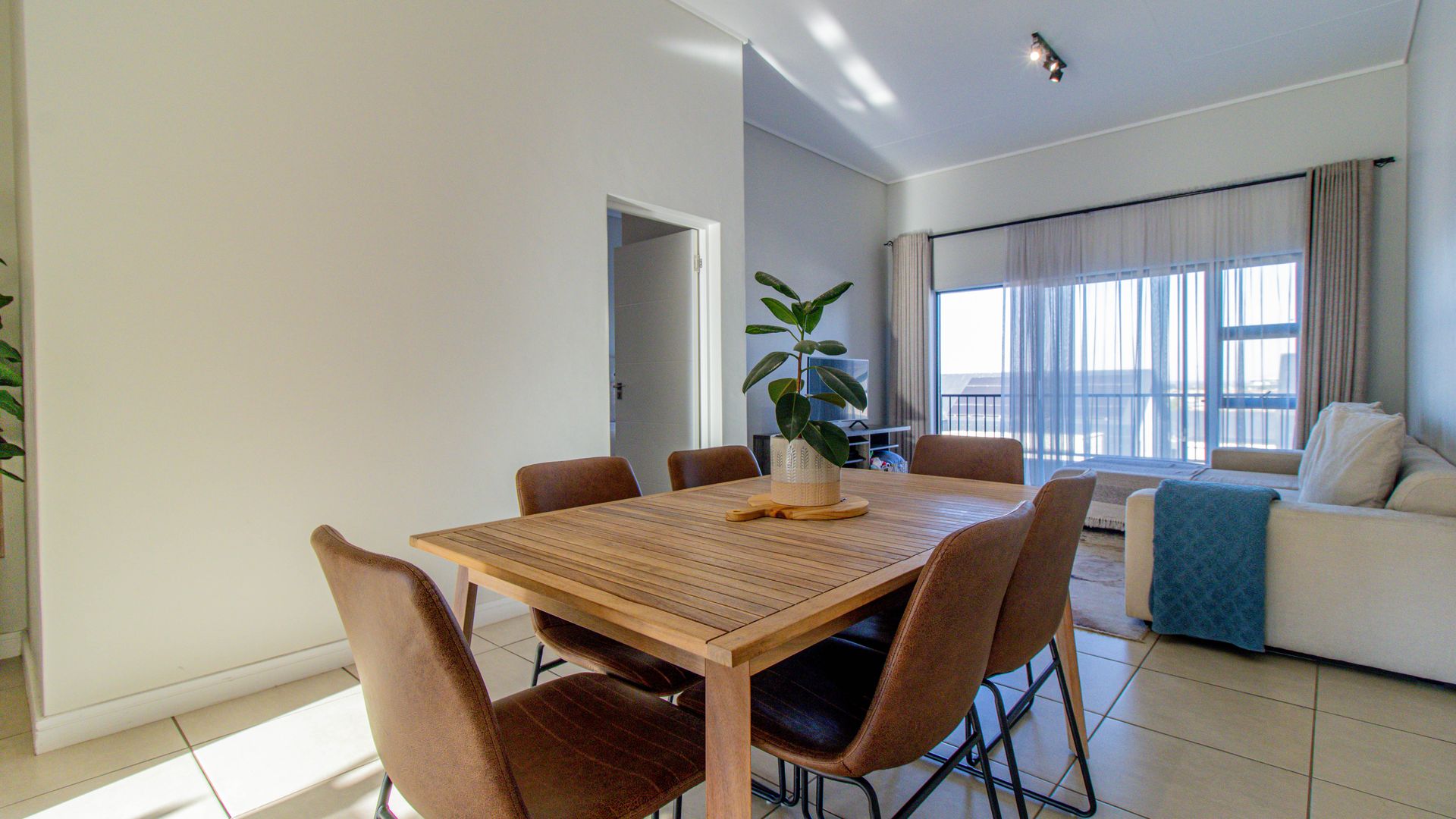 Property Ref No: 25709c.jpg