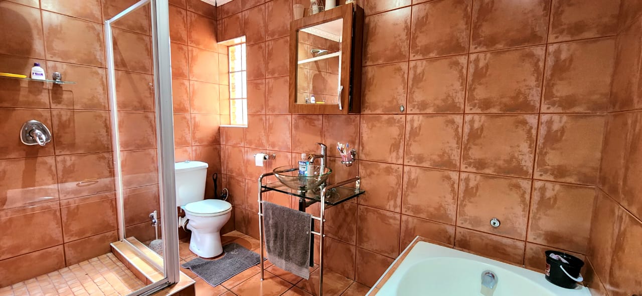 Property Ref No: 26185h.jpg